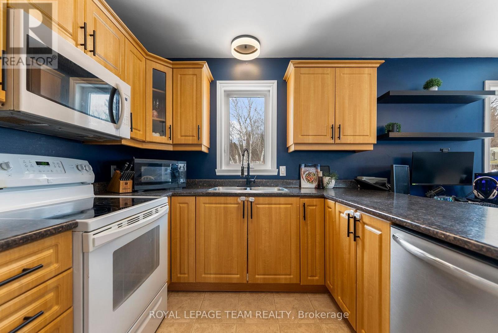 1086 Victory Lane, Frontenac, Ontario  K0J 1H0 - Photo 6 - X12848526