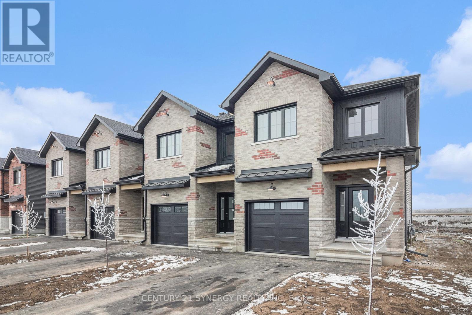 Unknown Address, ,     - Photo 2 - X12848448