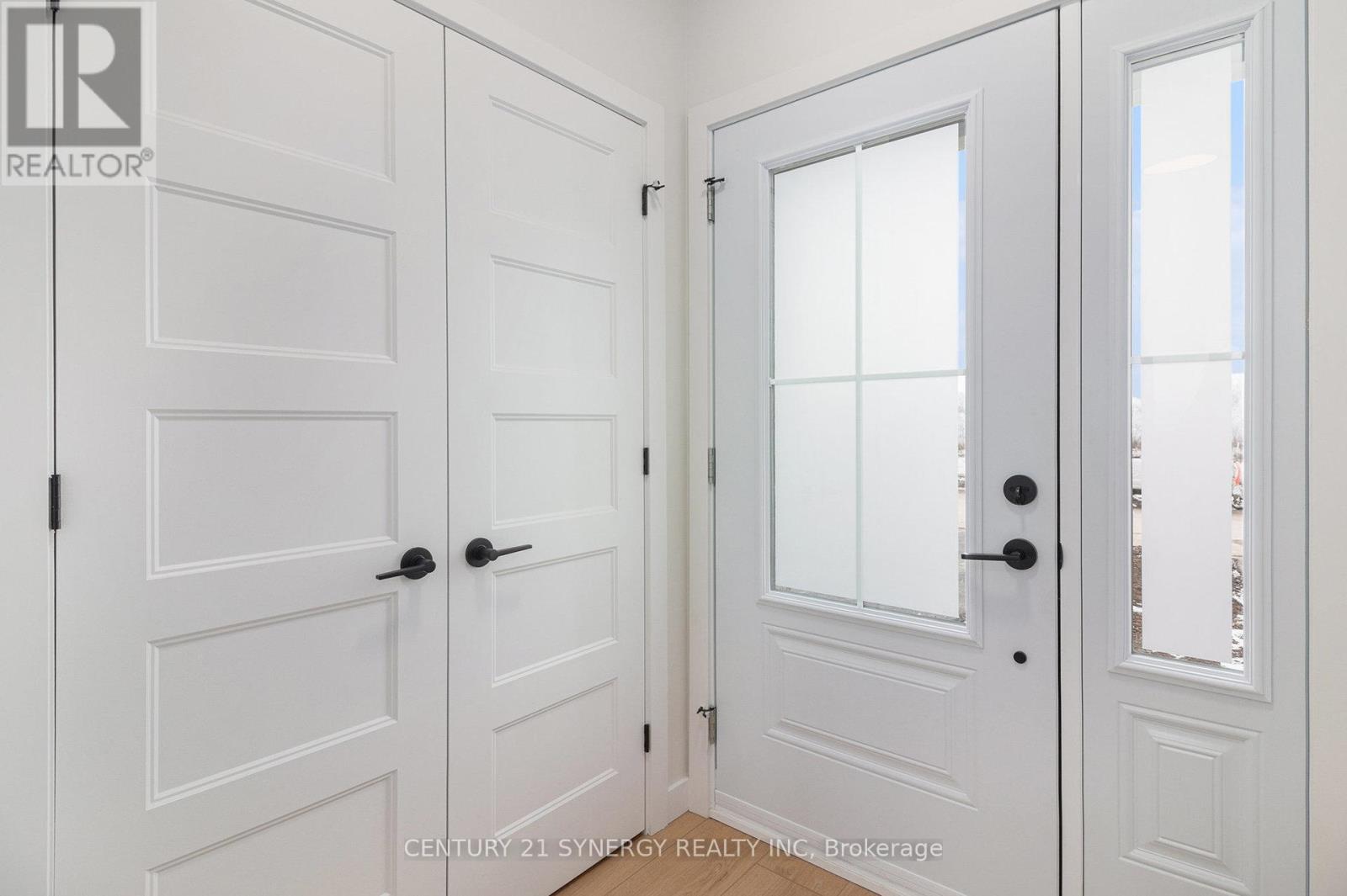 Unknown Address, ,     - Photo 3 - X12848448