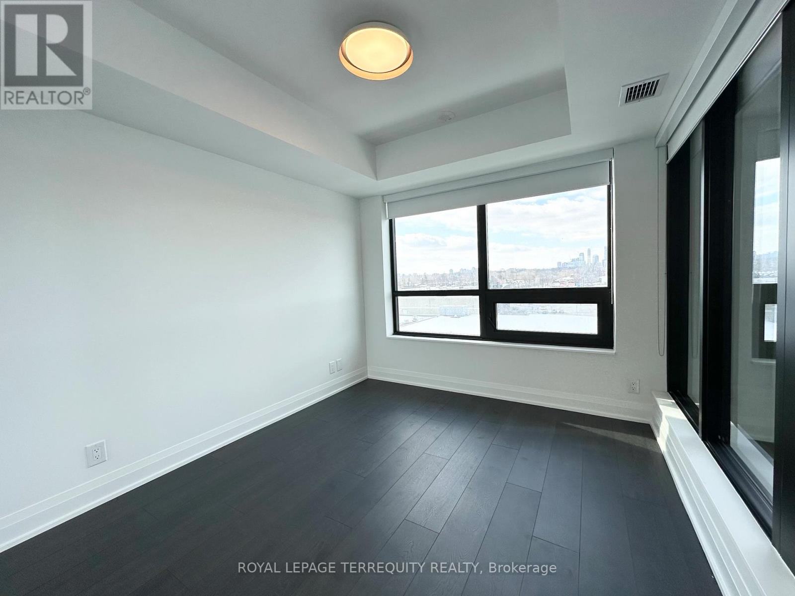 517 - 33 Frederick Todd Way, Toronto, Ontario  M4G 0C9 - Photo 11 - C12710052