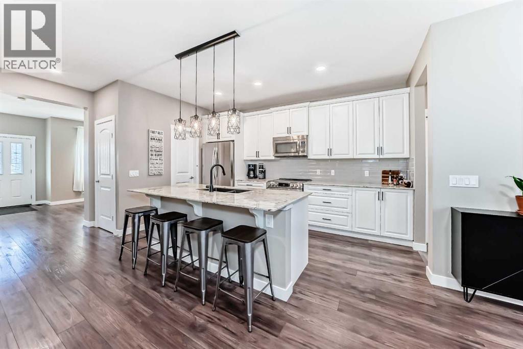 133 Midtown Court Sw, Airdrie, Alberta  T4B 4E4 - Photo 6 - A2286490