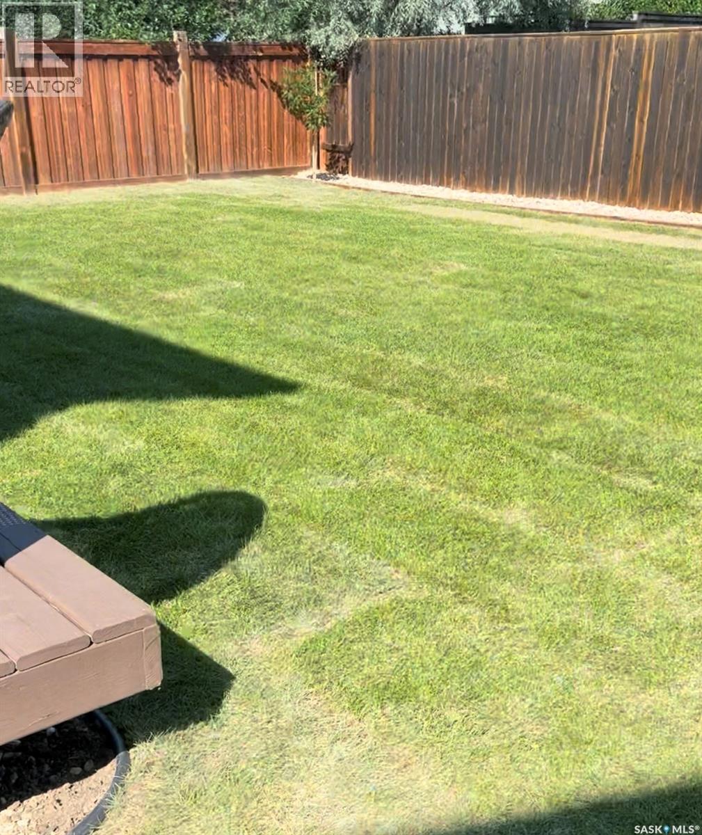 16 Guy Drive, Prince Albert, Saskatchewan  S6V 0A3 - Photo 35 - SK029311