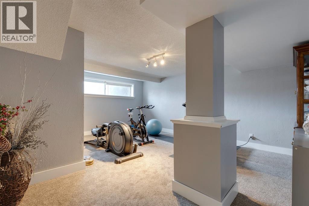 299 Doverview Crescent Se, Calgary, Alberta  T2B 1Y7 - Photo 21 - A2290476