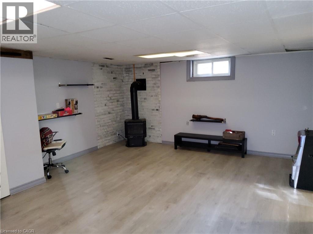 7 Usher Street, Brantford, Ontario  N3R 1B8 - Photo 9 - 40809859