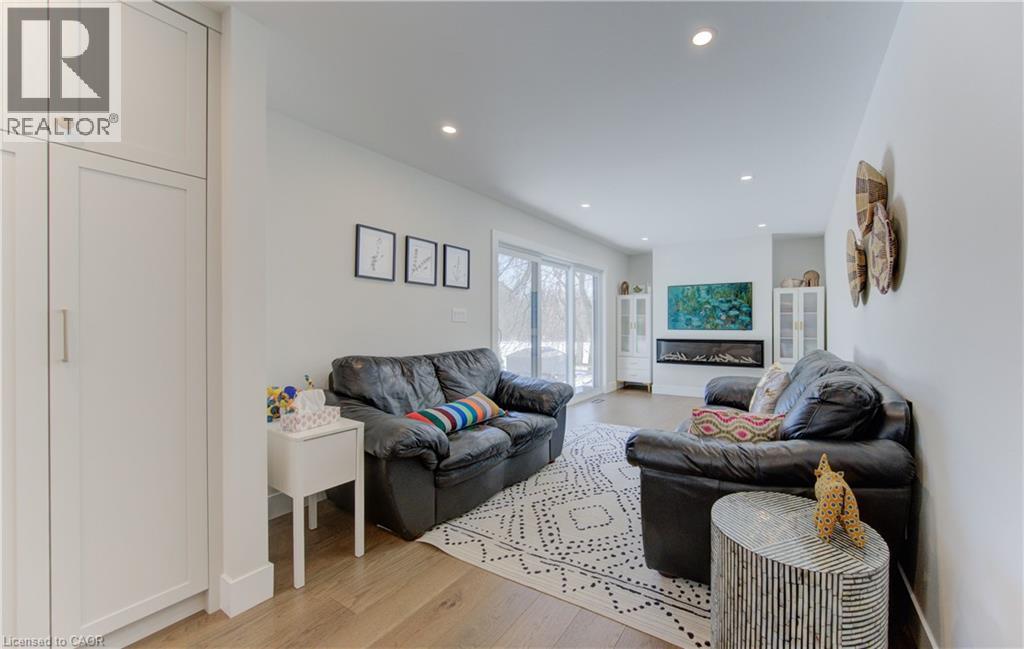 343 Craigleith Drive, Waterloo, Ontario  N2L 5B5 - Photo 24 - 40808848