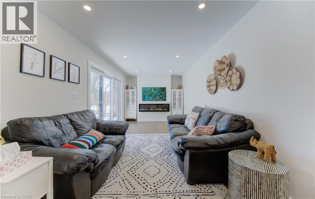 343 Craigleith Drive, Waterloo, Ontario  N2L 5B5 - Photo 25 - 40808848