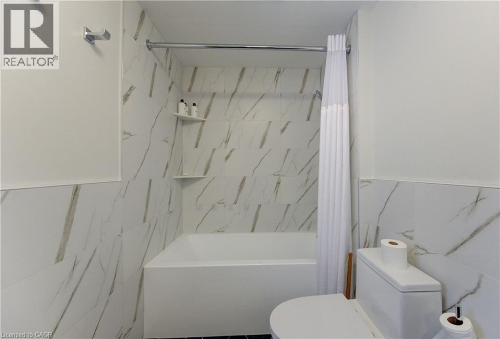 343 Craigleith Drive, Waterloo, Ontario  N2L 5B5 - Photo 33 - 40808848