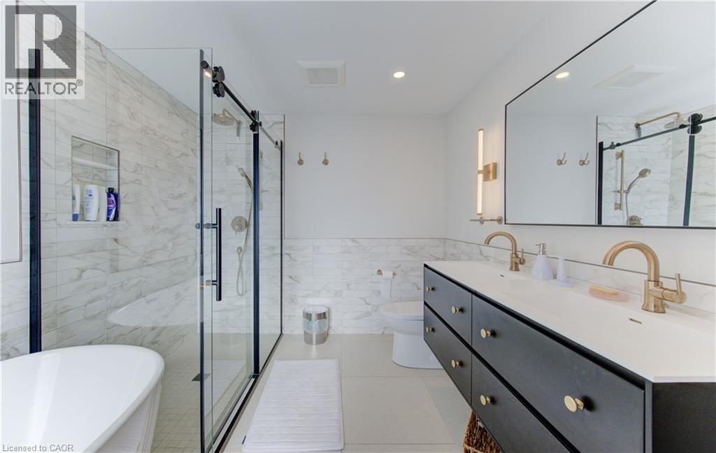 343 Craigleith Drive, Waterloo, Ontario  N2L 5B5 - Photo 39 - 40808848