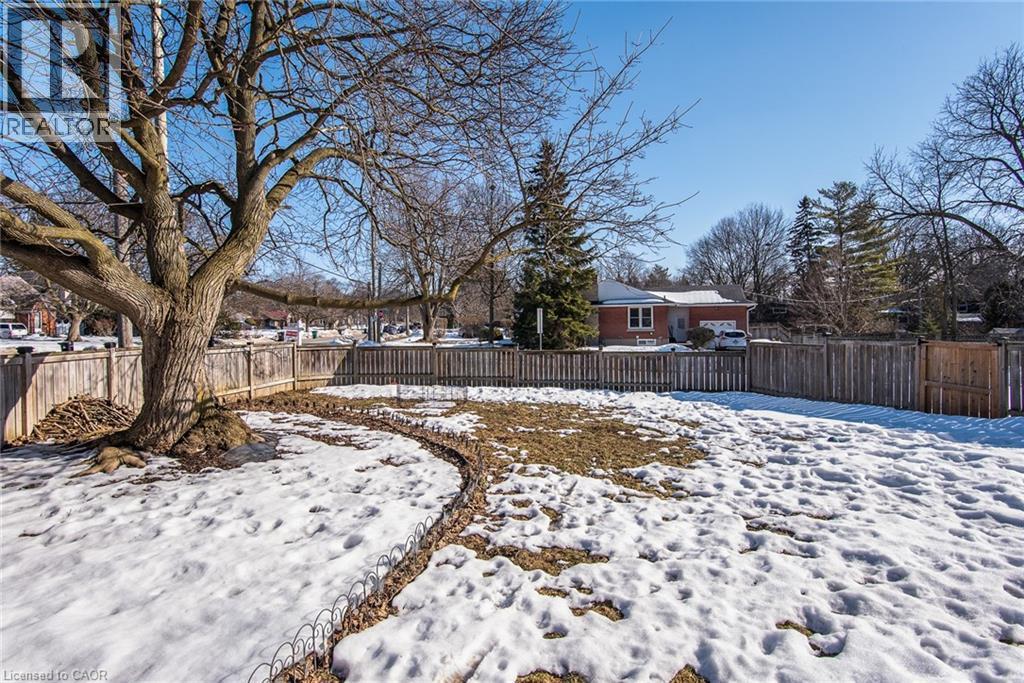 250 Royal Street, Waterloo, Ontario  N2J 2J2 - Photo 33 - 40808261