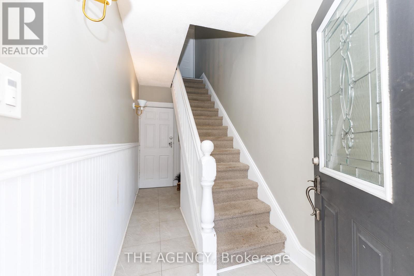 242 Jarvis Street, Fort Erie, Ontario  L2A 2S5 - Photo 4 - X12848548