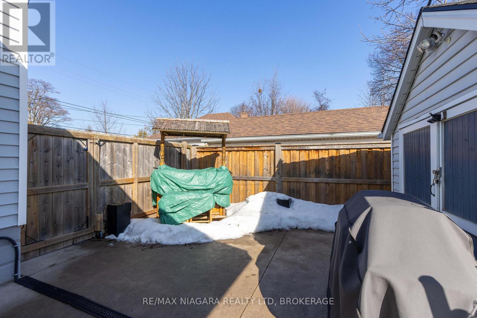 4046 St James Avenue, Niagara Falls, Ontario  L2E 6H6 - Photo 24 - X12848604