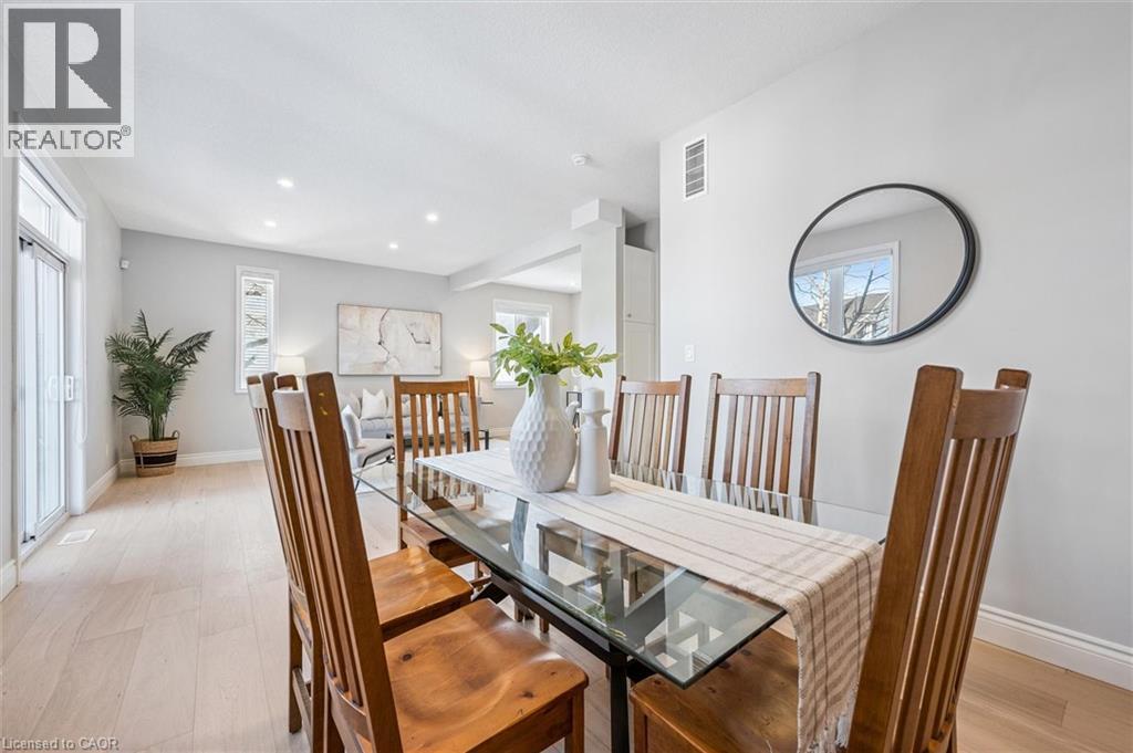 162 Esson Street, Waterloo, Ontario  N2L 1Z8 - Photo 10 - 40805651