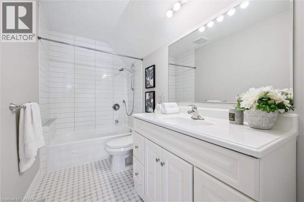 162 Esson Street, Waterloo, Ontario  N2L 1Z8 - Photo 25 - 40805651