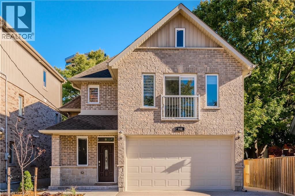 162 Esson Street, Waterloo, Ontario  N2L 1Z8 - Photo 3 - 40805651