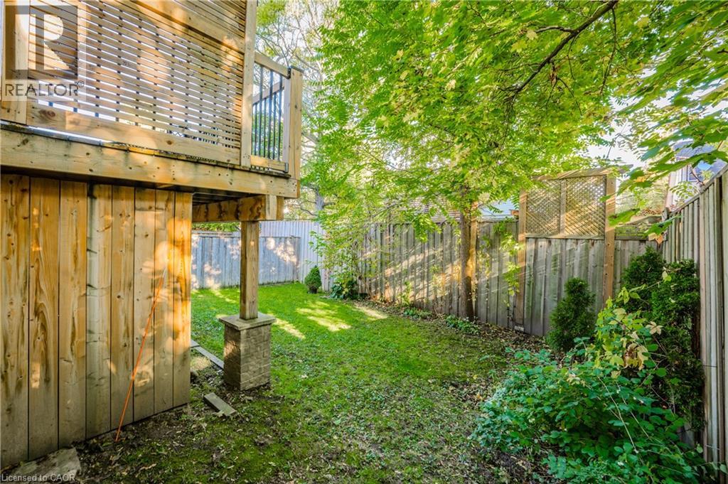 162 Esson Street, Waterloo, Ontario  N2L 1Z8 - Photo 37 - 40805651