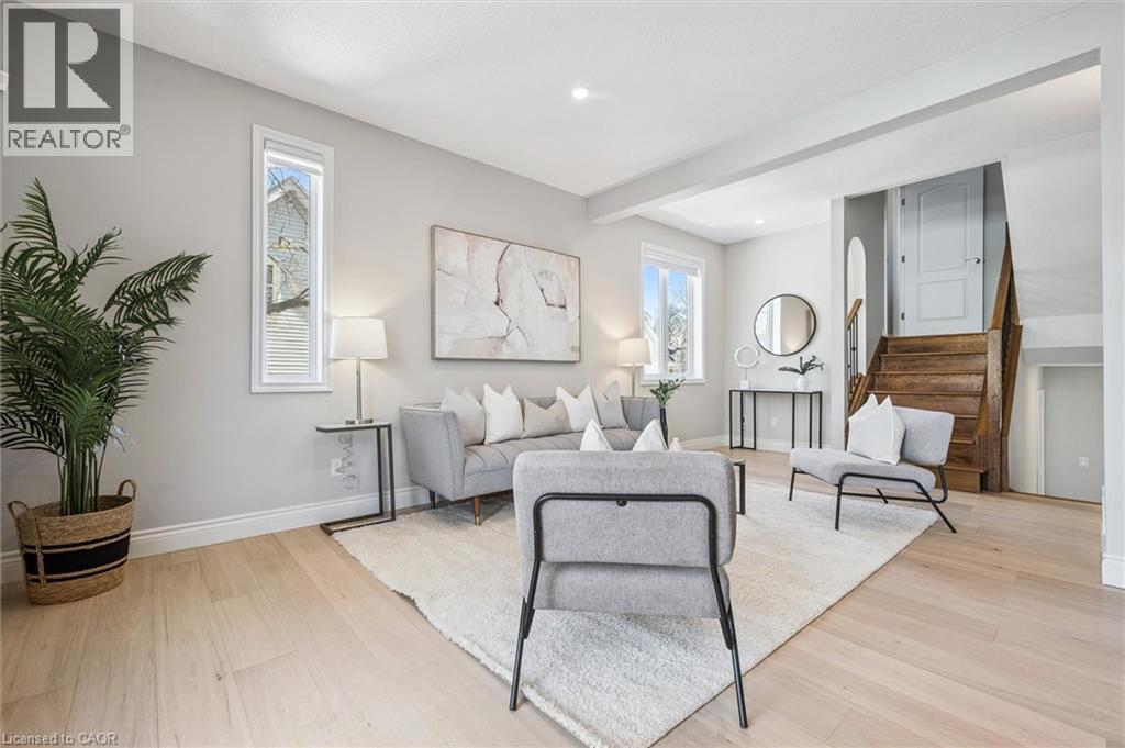 162 Esson Street, Waterloo, Ontario  N2L 1Z8 - Photo 8 - 40805651