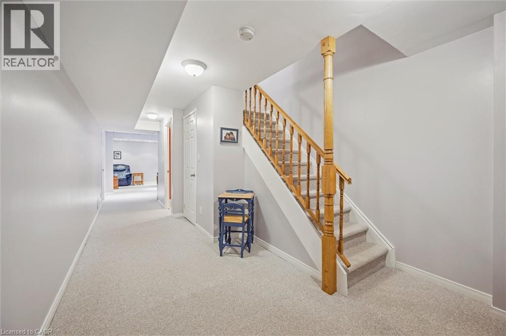 656 Inglis Falls Place, Waterloo, Ontario  N2V 2L4 - Photo 25 - 40800893