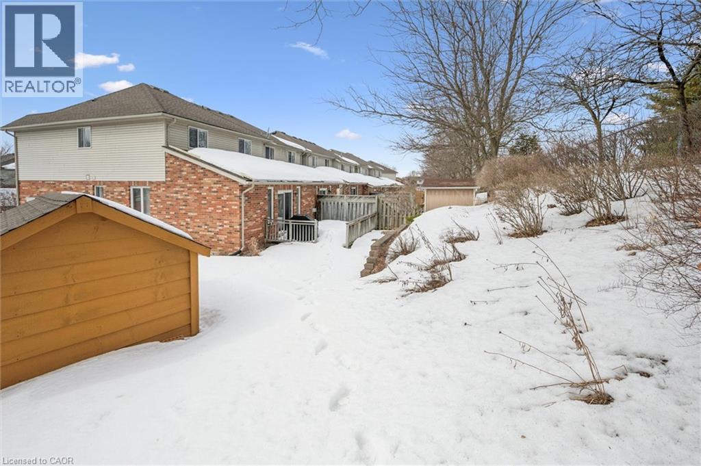 656 Inglis Falls Place, Waterloo, Ontario  N2V 2L4 - Photo 31 - 40800893