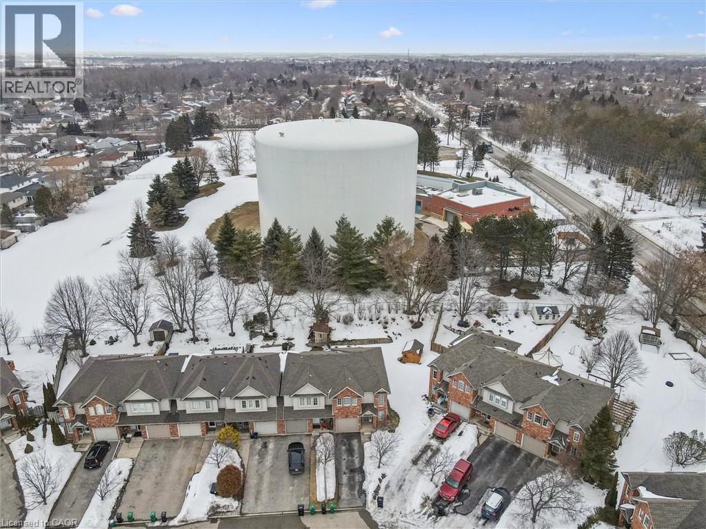 656 Inglis Falls Place, Waterloo, Ontario  N2V 2L4 - Photo 36 - 40800893