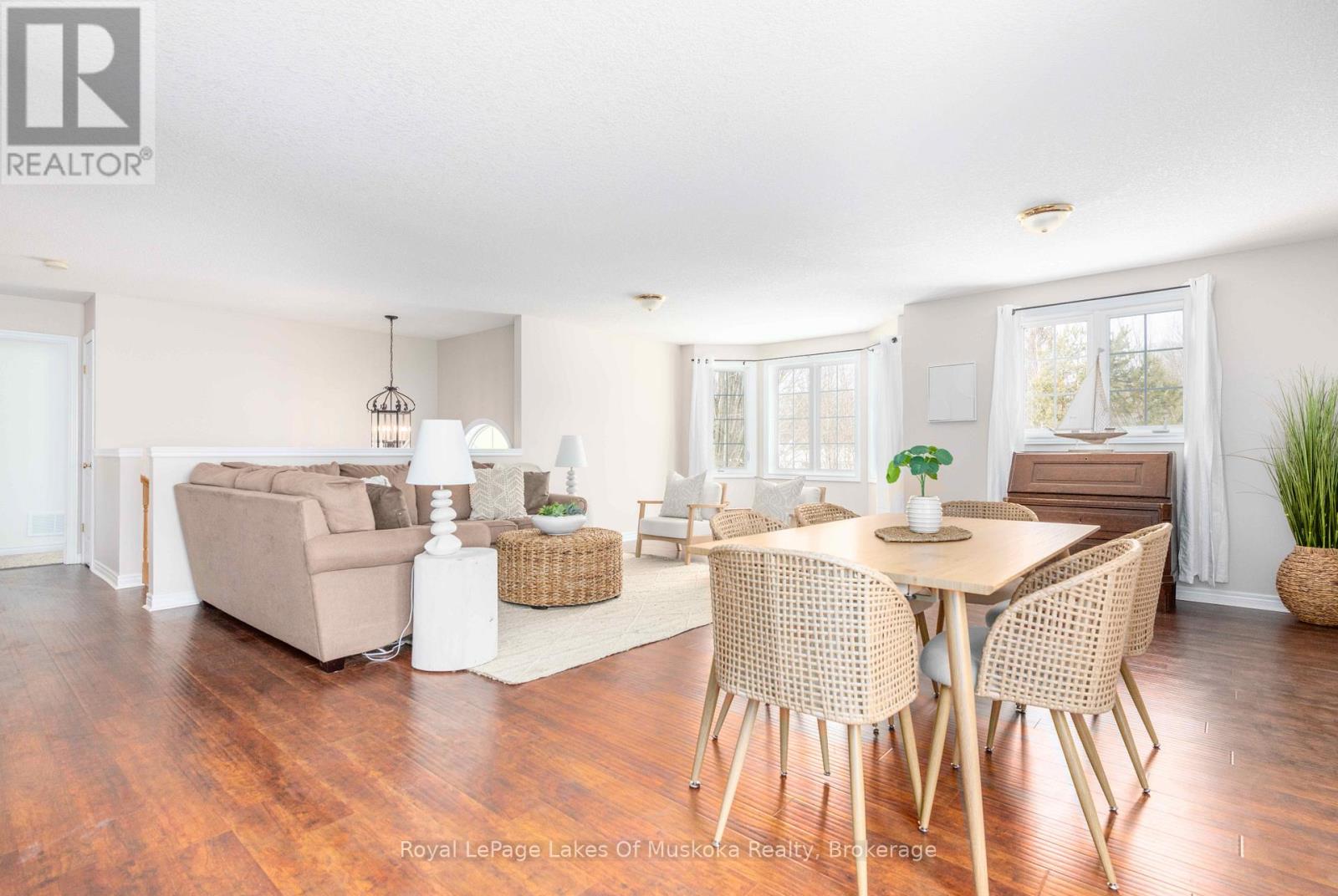 25 Kendra Crescent, Huntsville (Chaffey), Ontario  P1H 2M5 - Photo 4 - X12848400