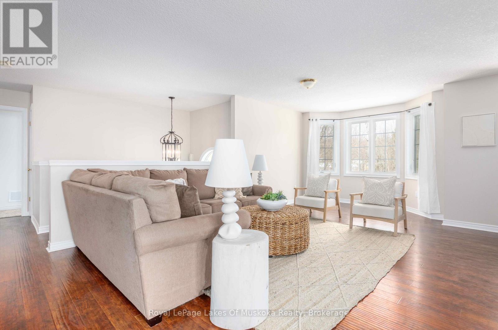 25 Kendra Crescent, Huntsville (Chaffey), Ontario  P1H 2M5 - Photo 6 - X12848400