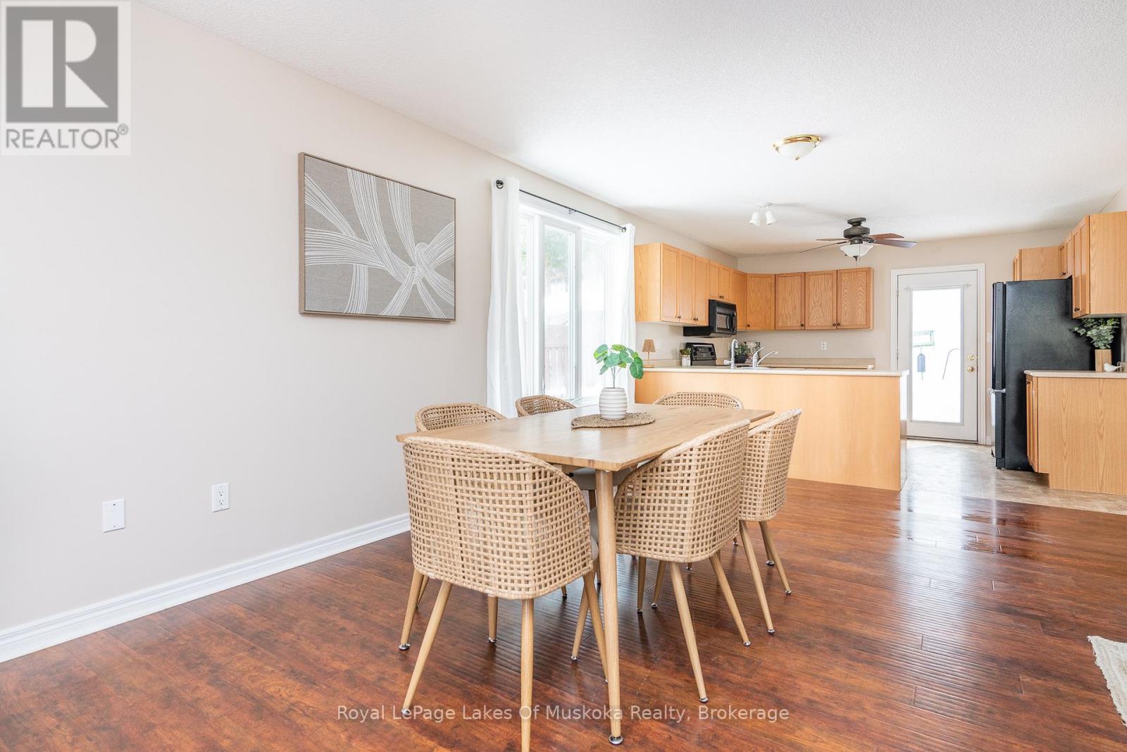 25 Kendra Crescent, Huntsville (Chaffey), Ontario  P1H 2M5 - Photo 8 - X12848400