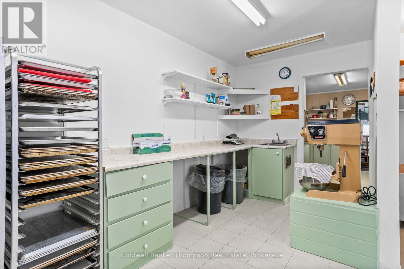 1664 Nipissing Road S, Magnetawan, Ontario  P0A 1P0 - Photo 16 - X12848402