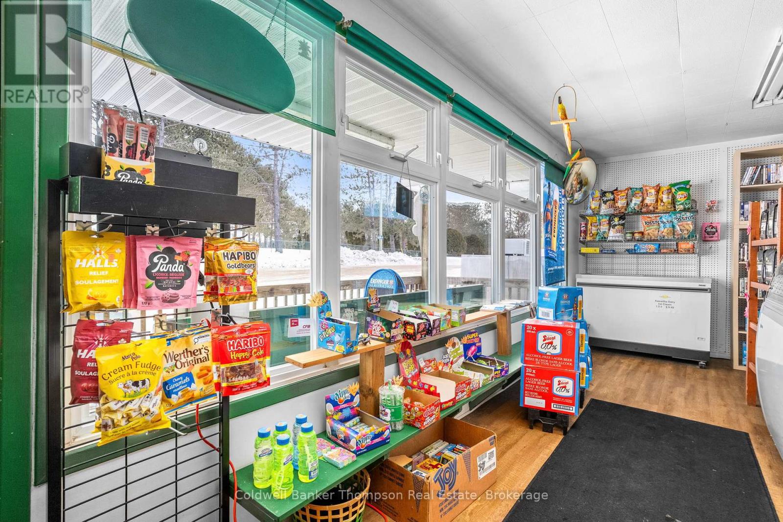 1664 Nipissing Road S, Magnetawan, Ontario  P0A 1P0 - Photo 7 - X12848402