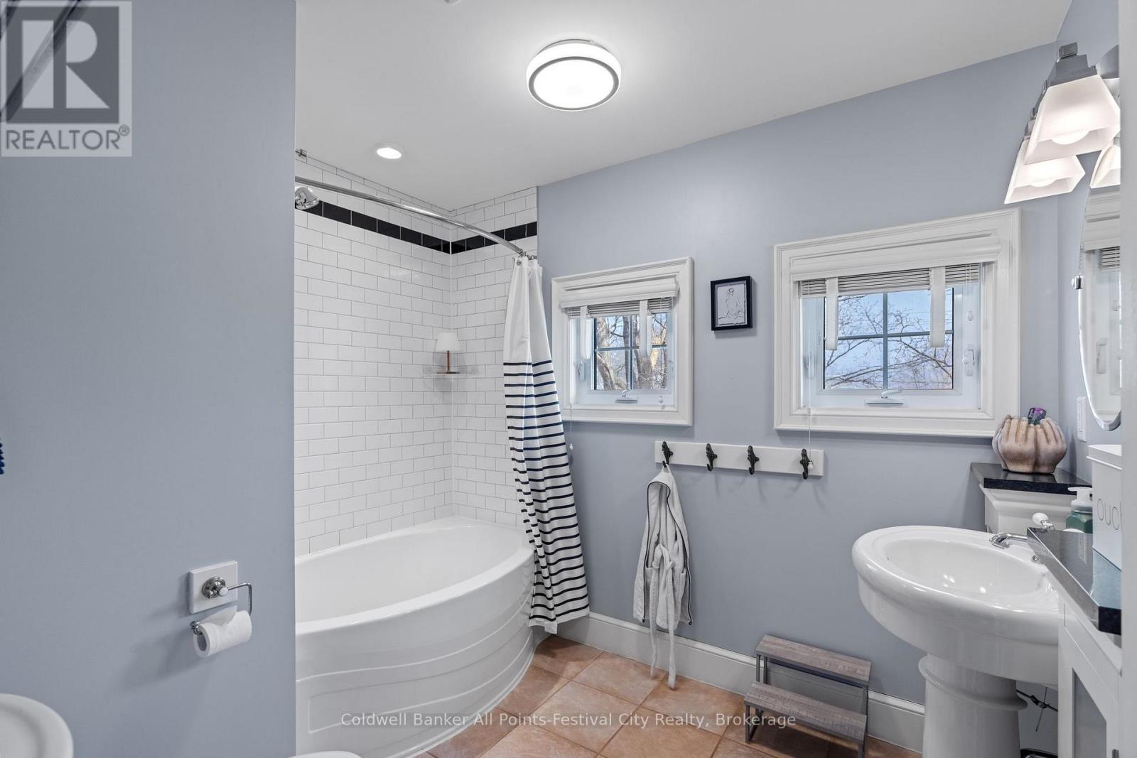 56 Wellington Street S, Goderich, Ontario  N7A 3S7 - Photo 22 - X12848568