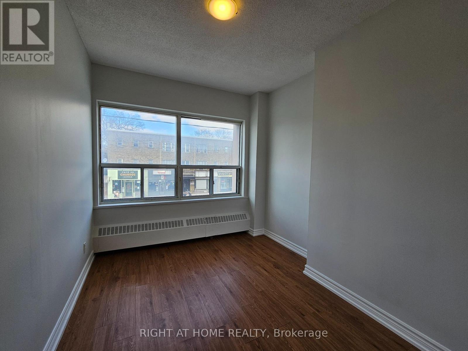 201 - 1801 Eglinton Avenue W, Toronto, Ontario  M6E 2H8 - Photo 14 - C12848406