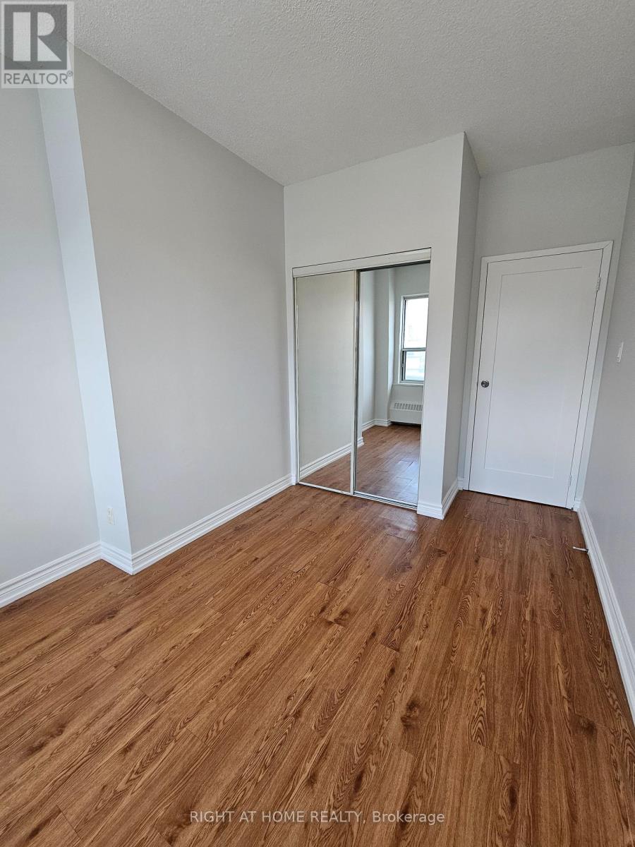 201 - 1801 Eglinton Avenue W, Toronto, Ontario  M6E 2H8 - Photo 17 - C12848406