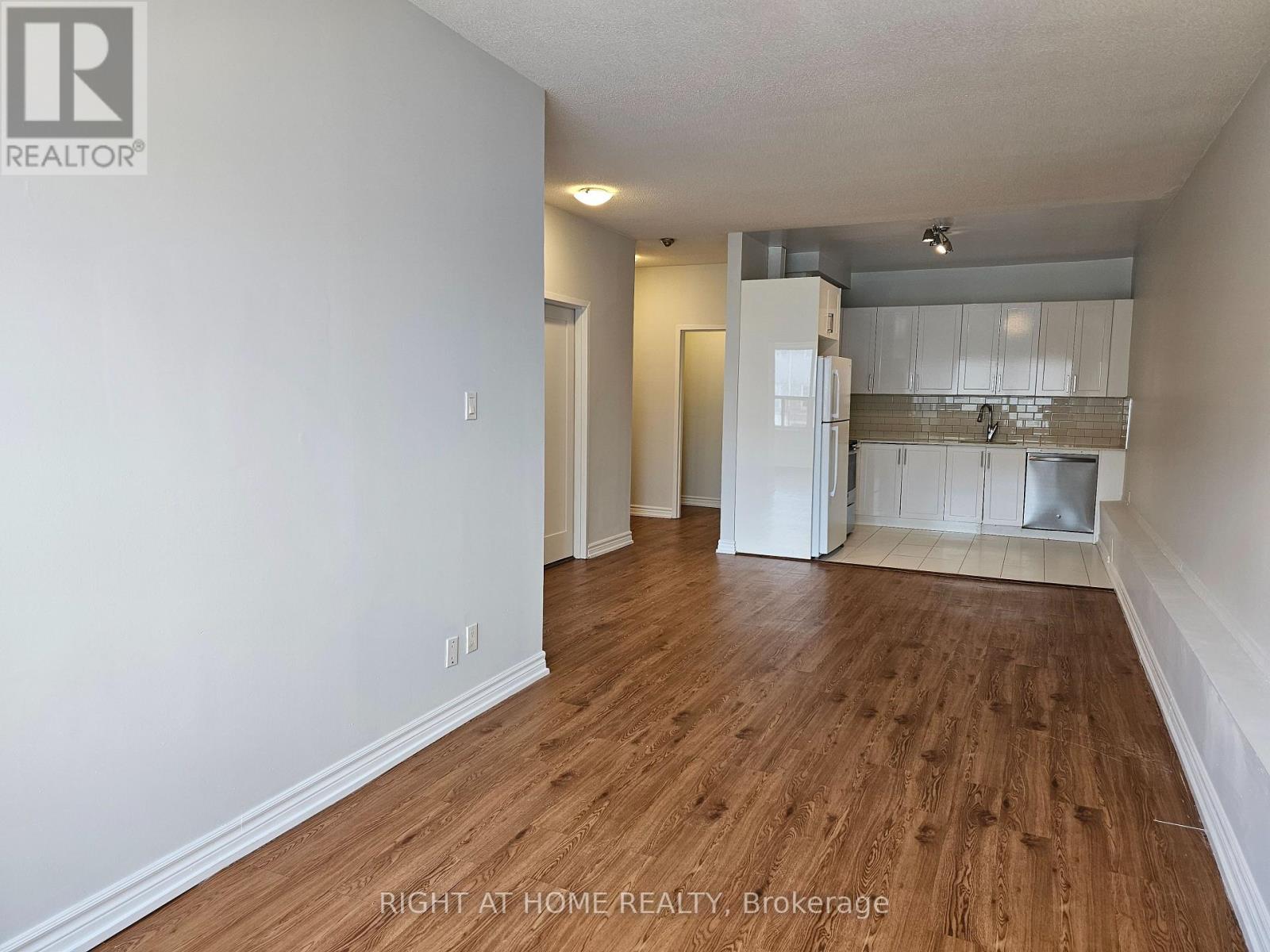 201 - 1801 Eglinton Avenue W, Toronto, Ontario  M6E 2H8 - Photo 7 - C12848406