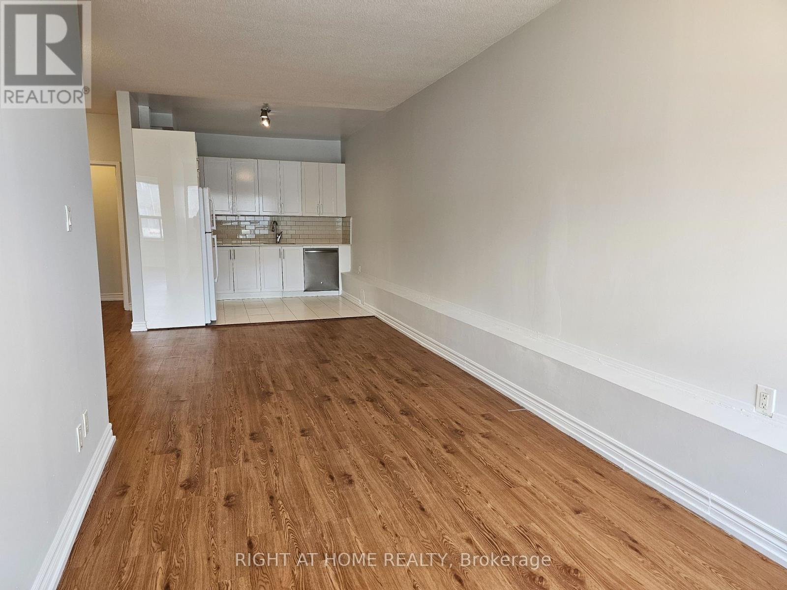 201 - 1801 Eglinton Avenue W, Toronto, Ontario  M6E 2H8 - Photo 8 - C12848406