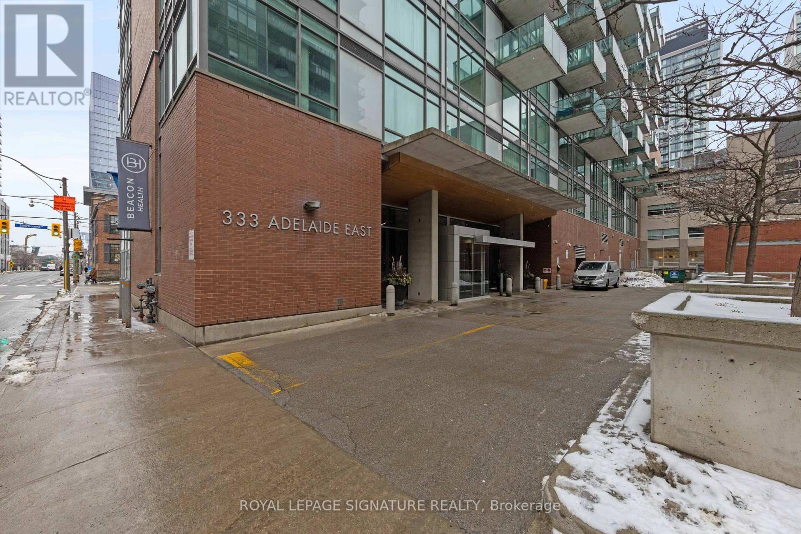 1221 - 333 Adelaide Street E, Toronto, Ontario  M5A 4T4 - Photo 2 - C12848426