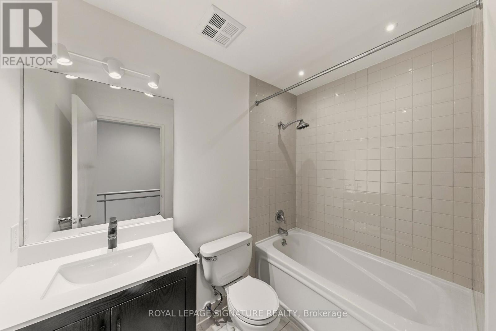 1221 - 333 Adelaide Street E, Toronto, Ontario  M5A 4T4 - Photo 32 - C12848426