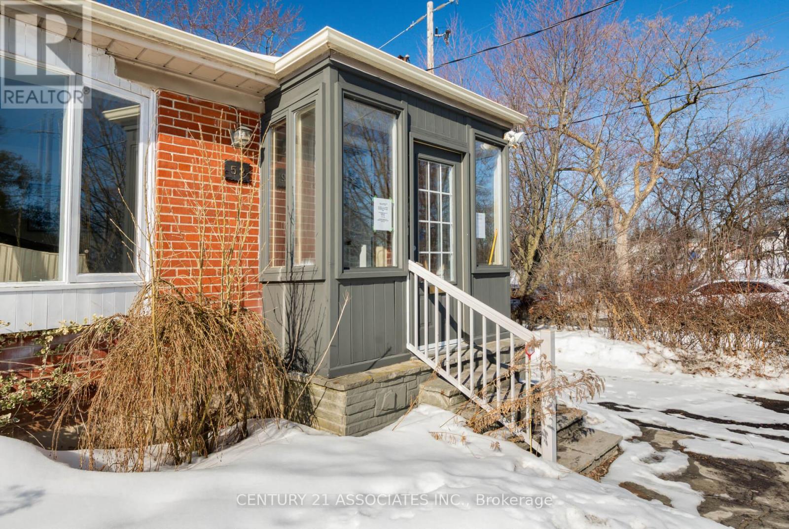 52 Altamont Road, Toronto, Ontario  M2M 1S7 - Photo 2 - C12848434