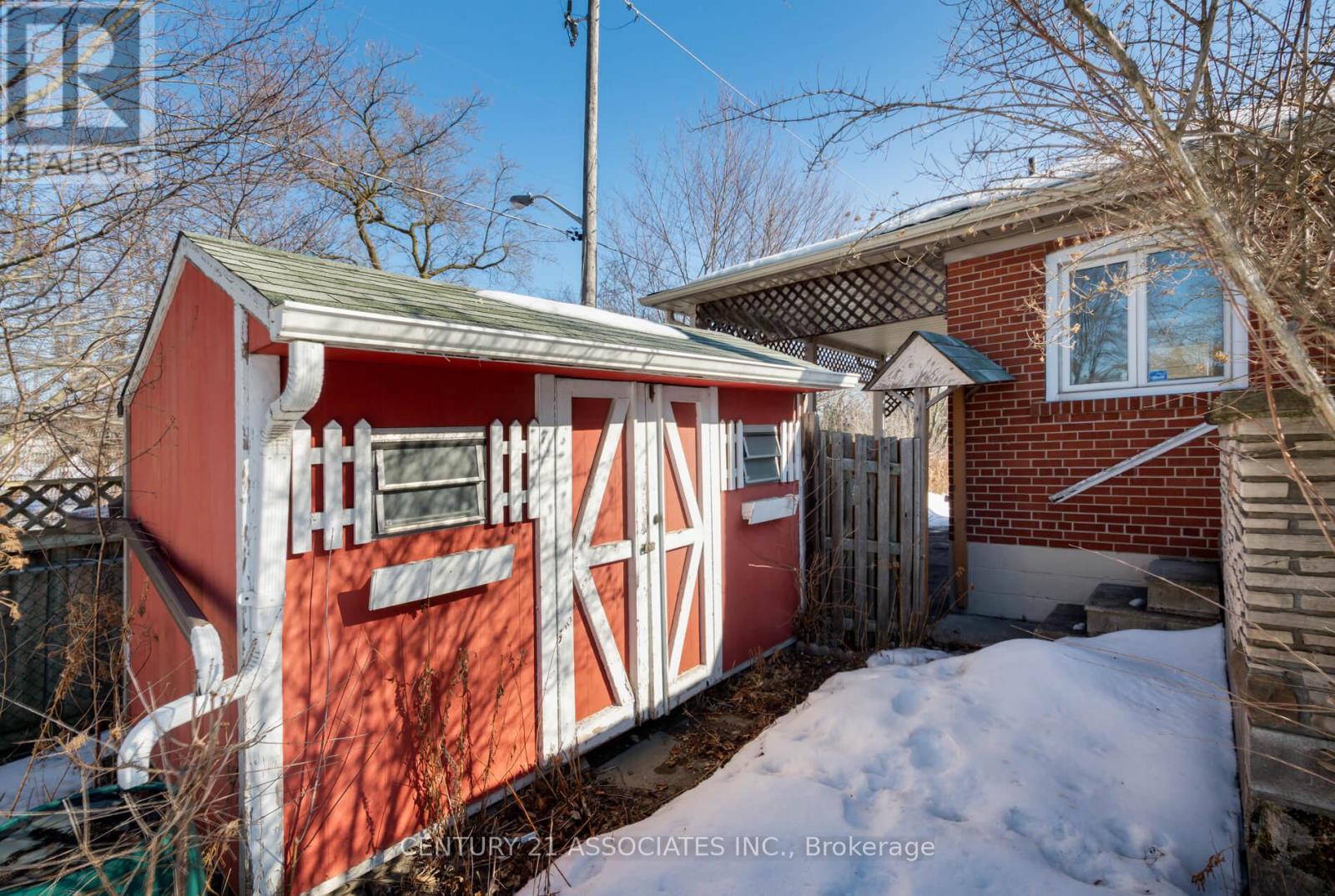 52 Altamont Road, Toronto, Ontario  M2M 1S7 - Photo 32 - C12848434