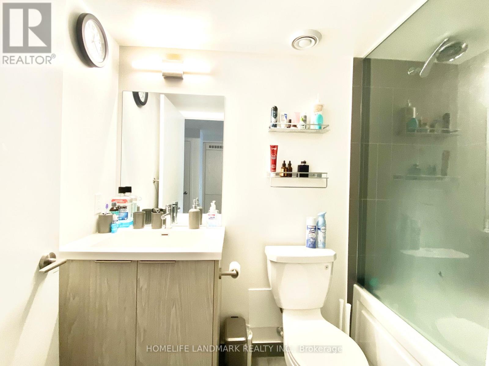 205 - 60 Shuter Street, Toronto, Ontario  M5B 0B7 - Photo 7 - C12848516