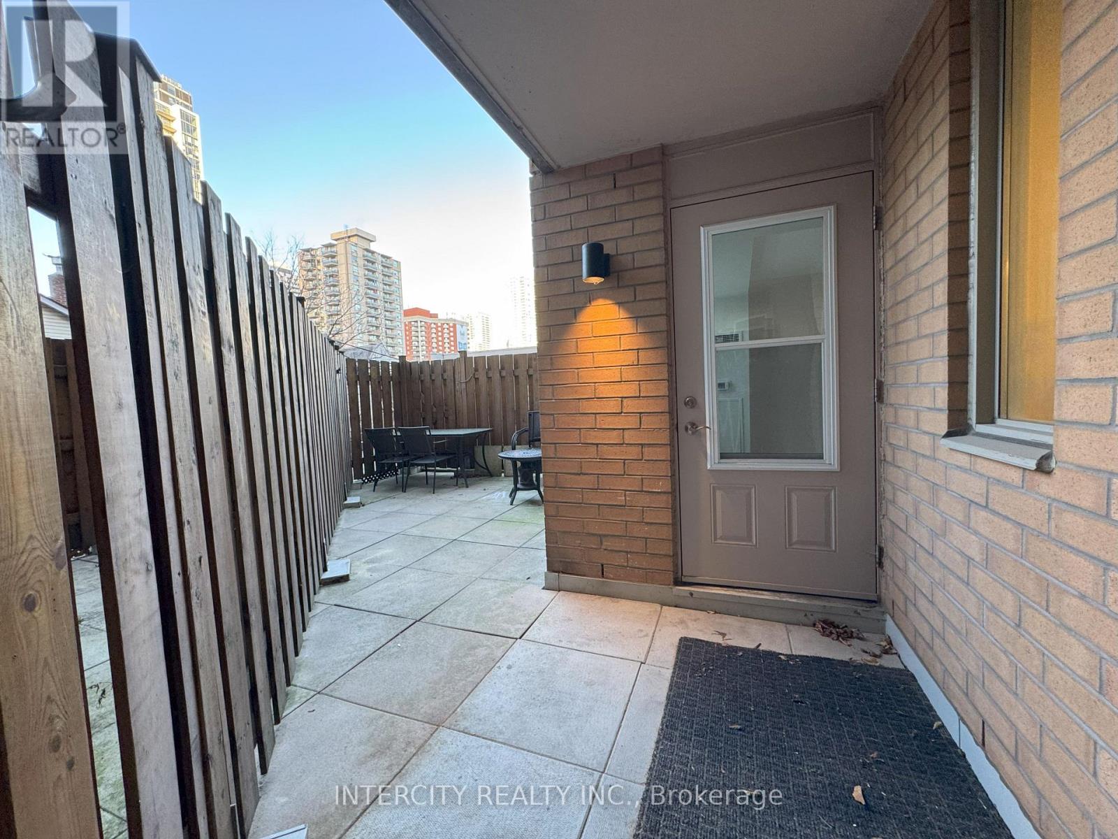 201 - 70 Alexander Street, Toronto, Ontario  M4Y 3B6 - Photo 12 - C12848532