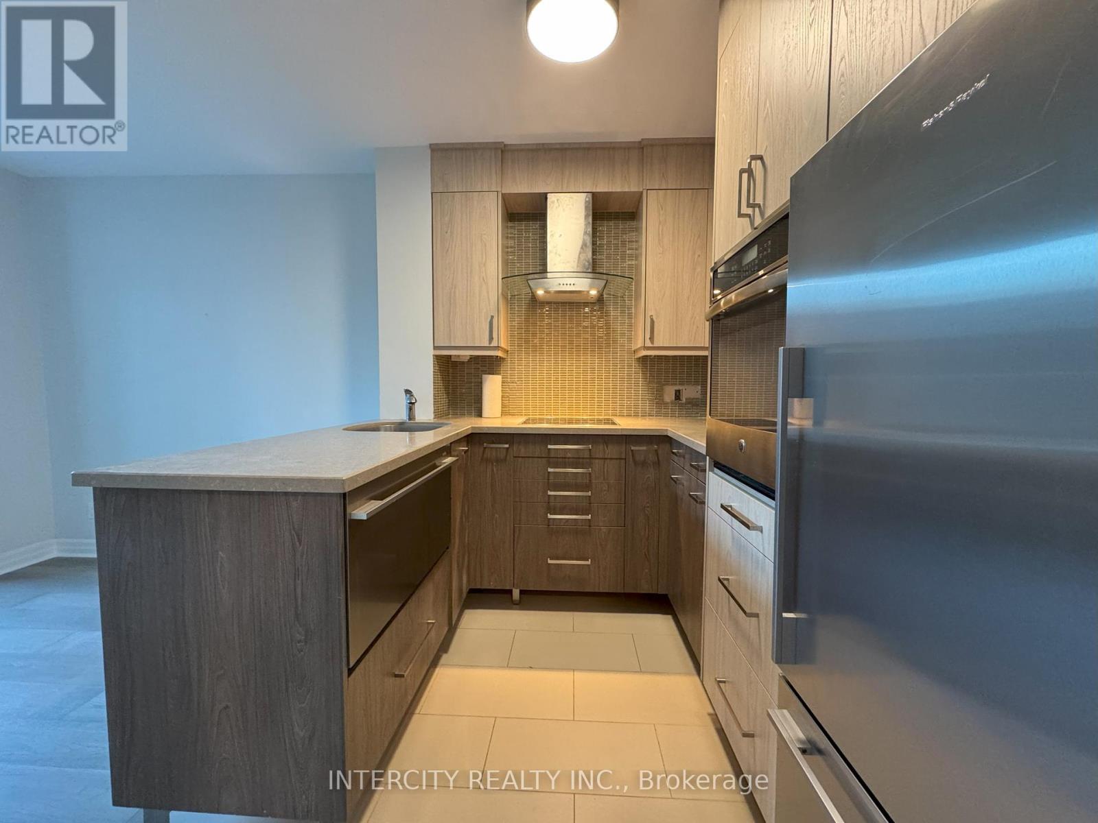 201 - 70 Alexander Street, Toronto, Ontario  M4Y 3B6 - Photo 4 - C12848532