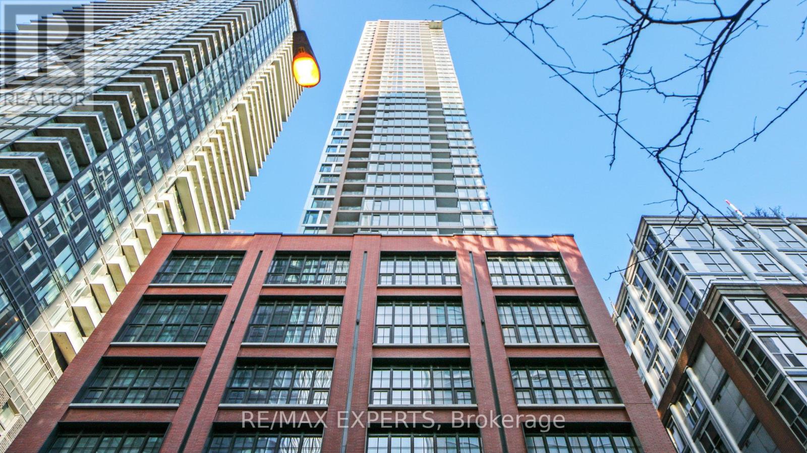 2115 - 55 MERCER STREET, Toronto, Ontario