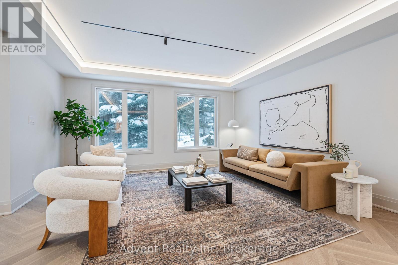 72 Lord Seaton Road, Toronto, Ontario  M2P 1K5 - Photo 4 - C12848578