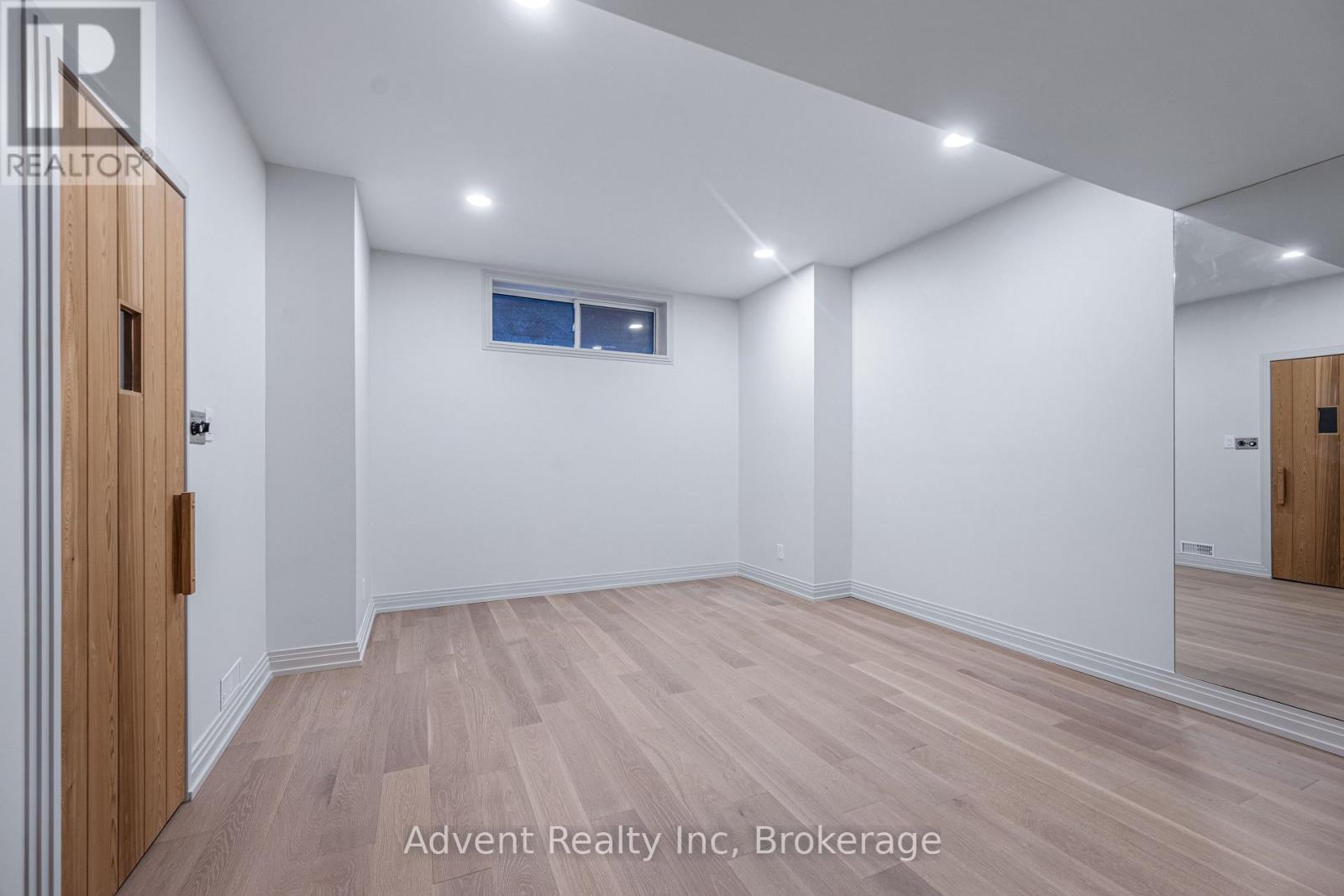 72 Lord Seaton Road, Toronto, Ontario  M2P 1K5 - Photo 46 - C12848578