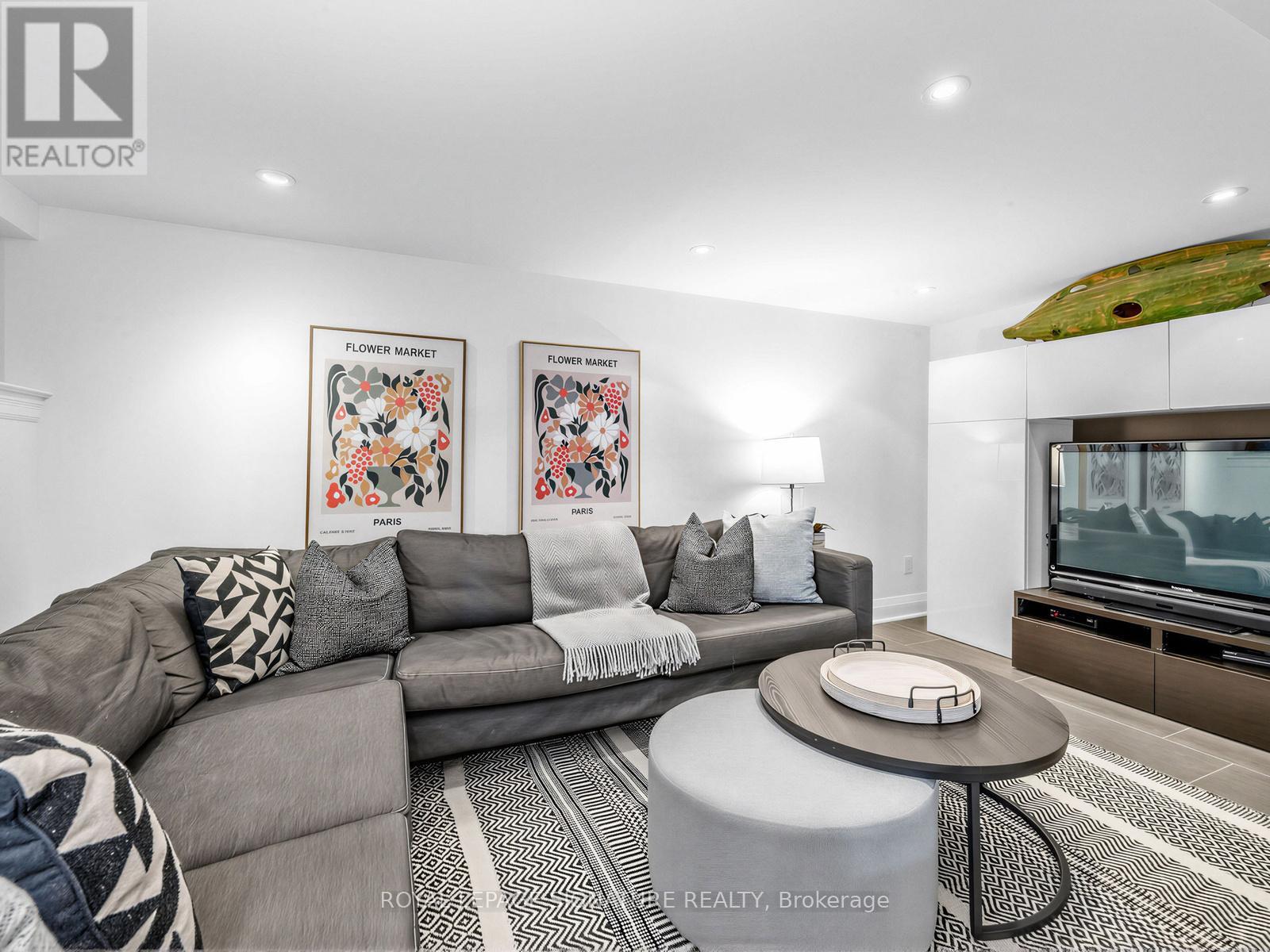 34 Alberta Avenue, Toronto, Ontario  M6H 2R6 - Photo 27 - C12848612