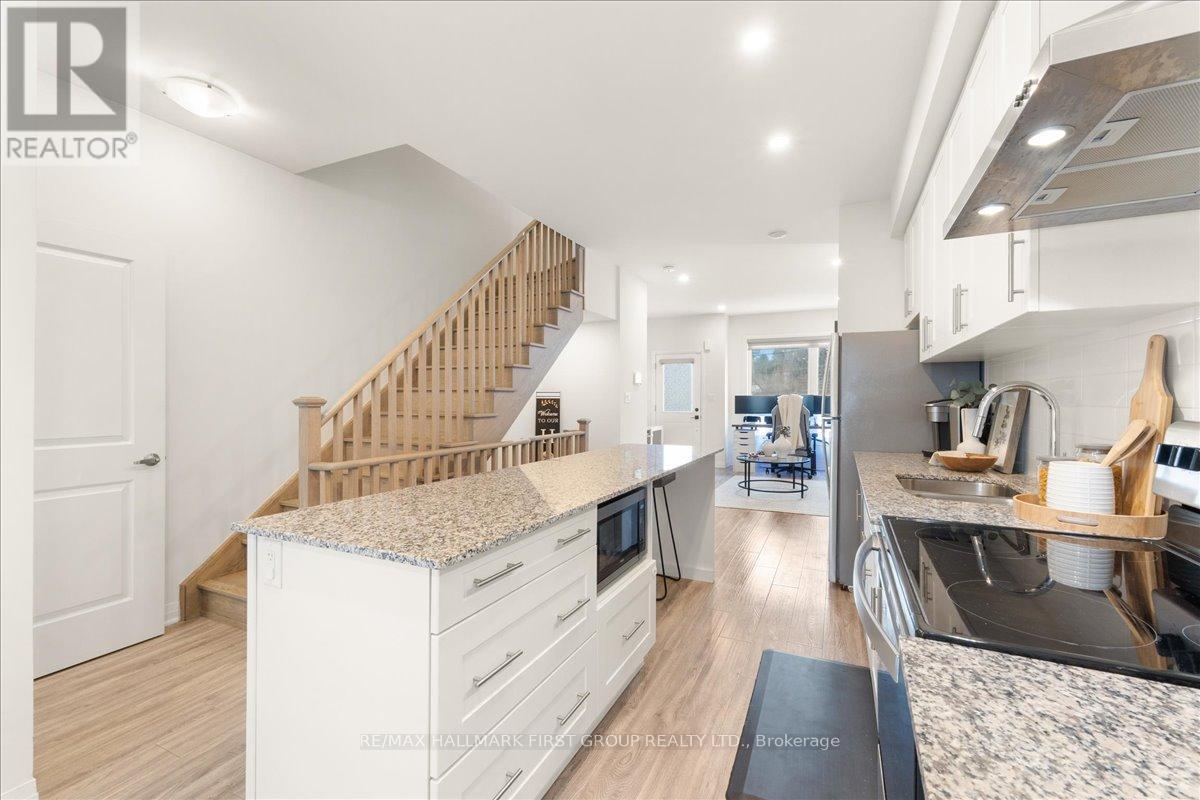 1632 Pleasure Valley Path N, Oshawa (Samac), Ontario  L1G 4X8 - Photo 10 - E12848508