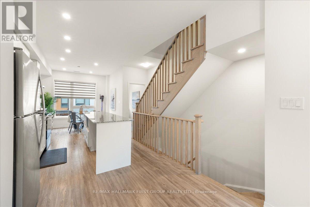 1632 Pleasure Valley Path N, Oshawa (Samac), Ontario  L1G 4X8 - Photo 6 - E12848508