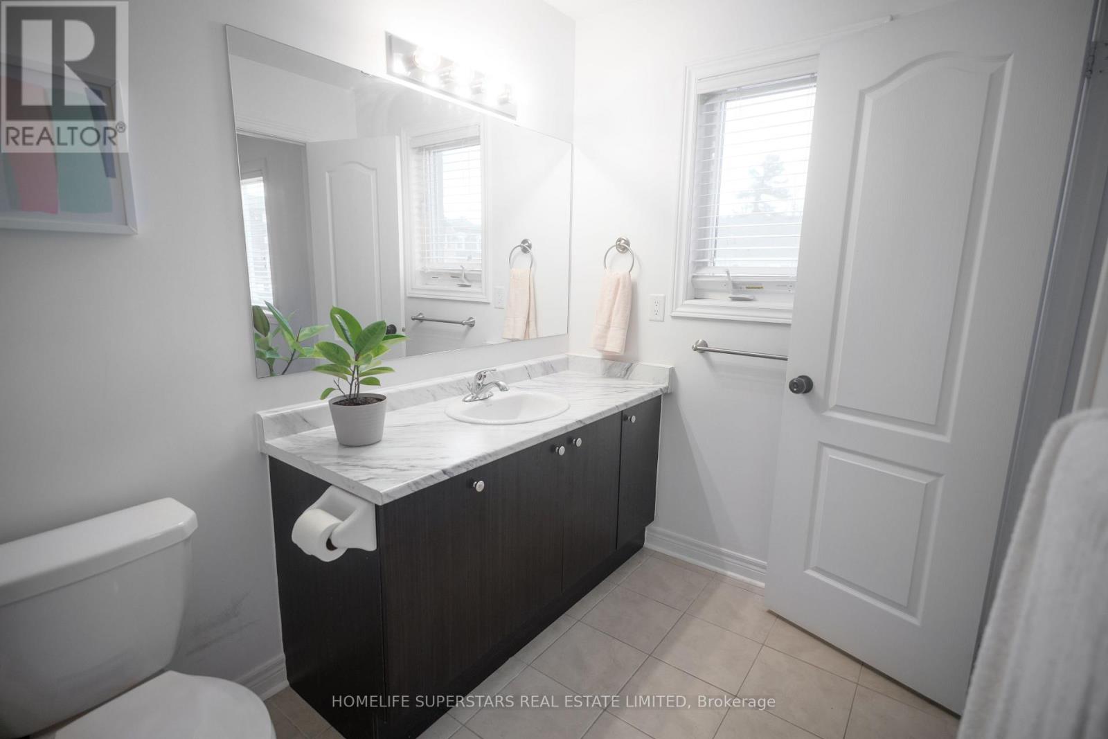 2555 Canadian Street, Pickering, Ontario  L1X 0C7 - Photo 13 - E12848552