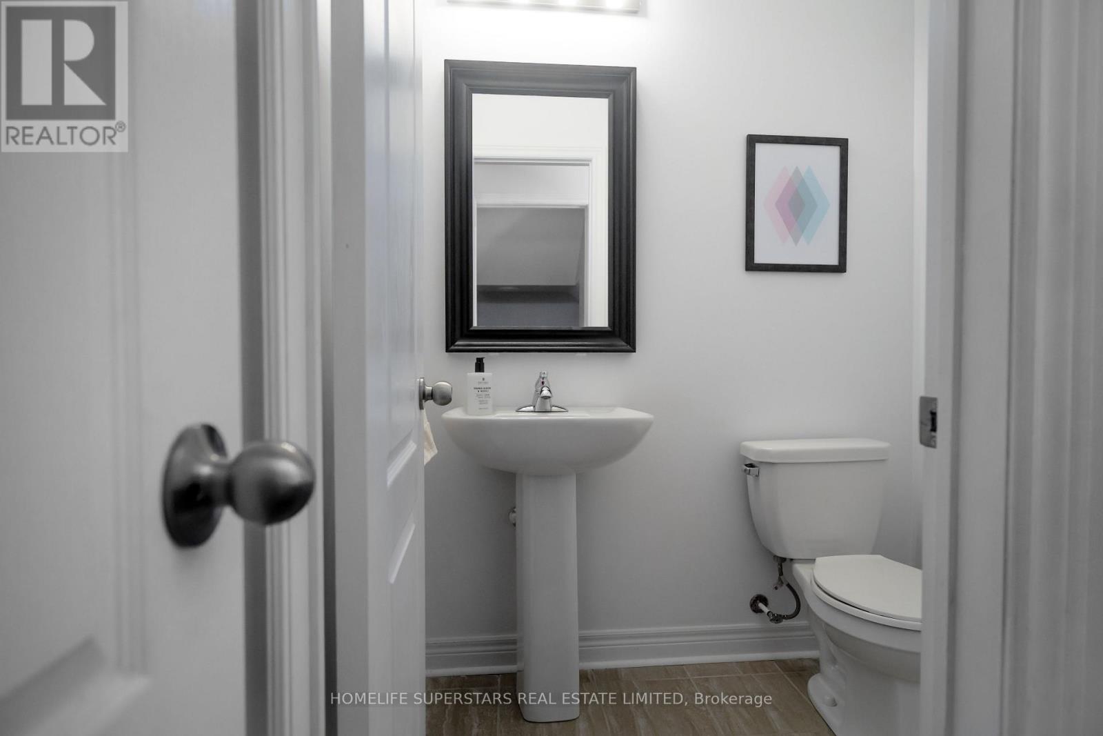 2555 Canadian Street, Pickering, Ontario  L1X 0C7 - Photo 9 - E12848552