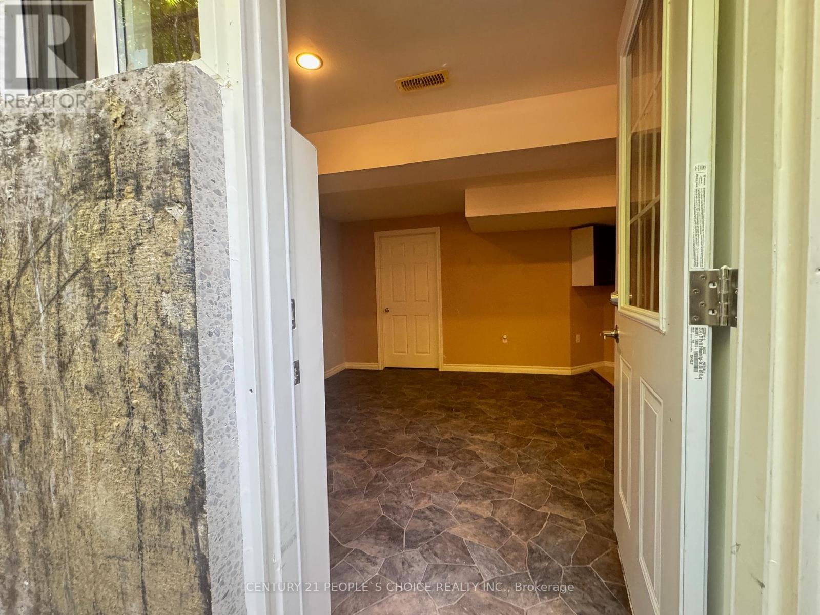 Bsmt - 452 Britannia Avenue E, Oshawa, Ontario  L1L 1B7 - Photo 8 - E12848592