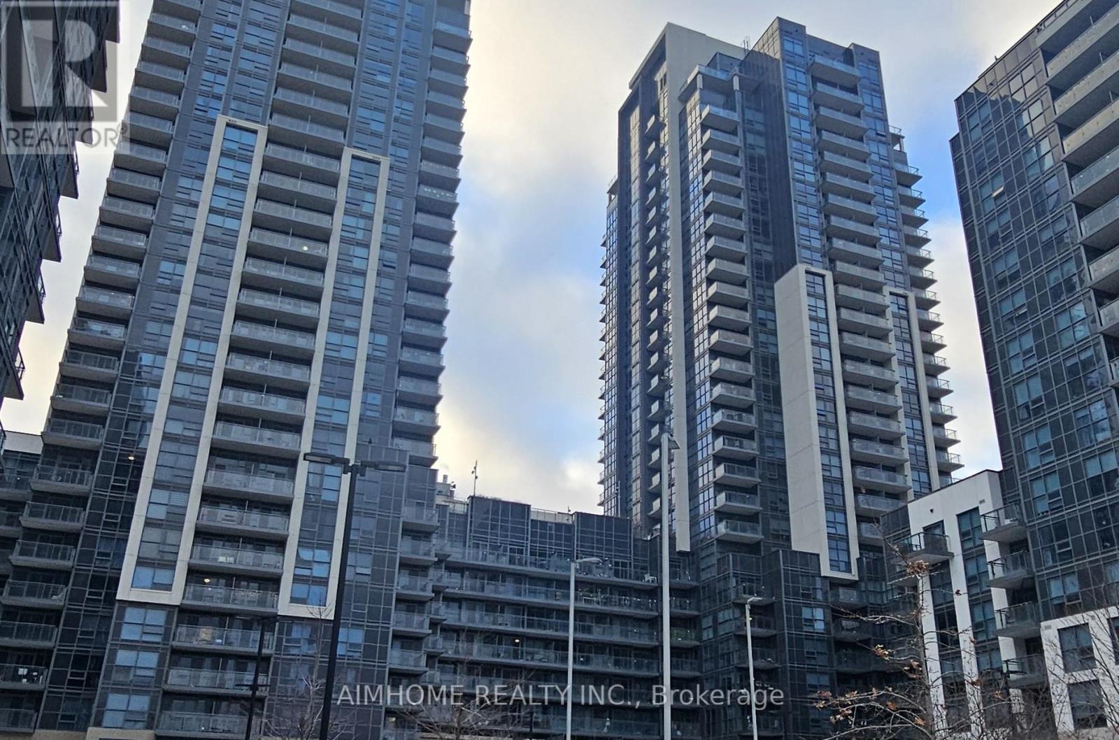 306 - 30 MEADOWGLEN PLACE, Toronto, Ontario